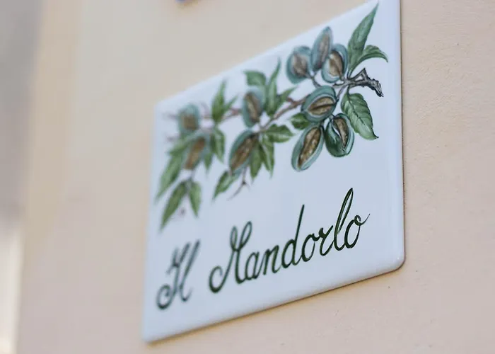 Il Mandorlo * Recco